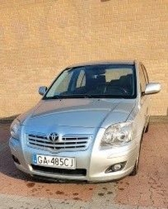 Toyota Avensis 2,2 diesel