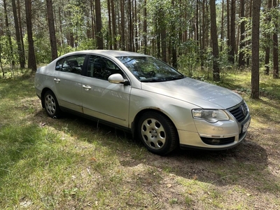 Volkswagen Passat B6 2.0 TDI 2009r