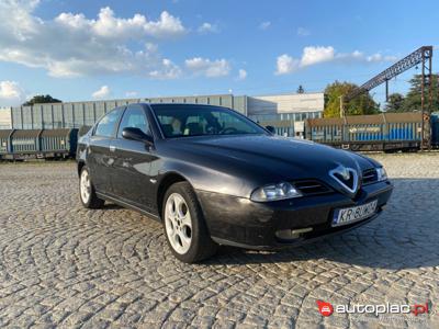 Alfa Romeo 166