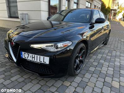 Alfa Romeo Giulia 2.0 Turbo 16V AT8-Q4 Veloce