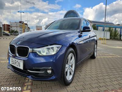 BMW Seria 3 330i xDrive Advantage sport