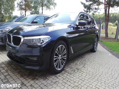 BMW Seria 5 525d Sport Line sport