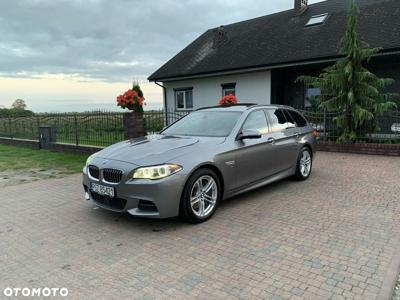 BMW Seria 5 530d xDrive Touring Sport-Aut