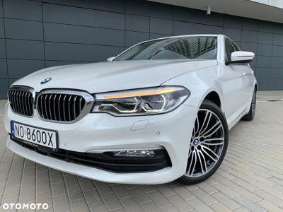 BMW Seria 5 530i xDrive Luxury Line