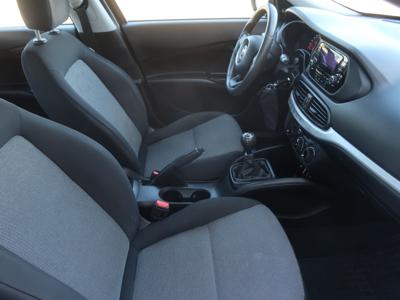 Fiat Tipo 2016 1.4 16V 178385km ABS klimatyzacja manualna