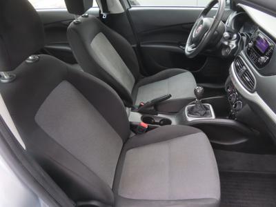 Fiat Tipo 2016 1.4 16V 182577km ABS klimatyzacja manualna