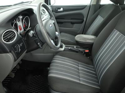 Ford Focus 2010 1.6 16V 211393km ABS klimatyzacja manualna