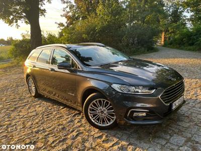 Ford Mondeo Turnier 2.0 Ti-VCT Hybrid Titanium