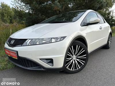 Honda Civic VIII 1.4 Base / S