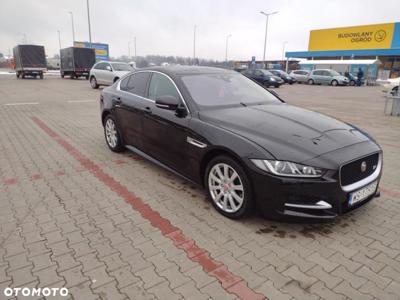 Jaguar XE 2.0 T R-Sport