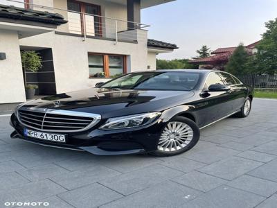 Mercedes-Benz Klasa C 200 T 4Matic 7G-TRONIC Exclusive