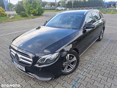 Mercedes-Benz Klasa E 220 d T 9G-TRONIC Avantgarde