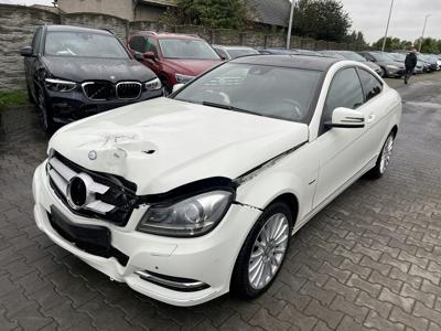 Mercedes Klasa C W204 Coupe 250 BlueEFFICIENCY 204KM 2012