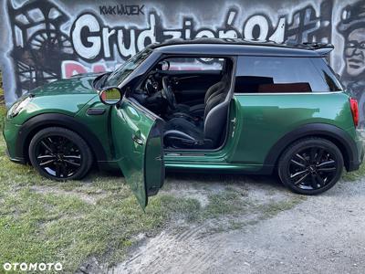 MINI Cooper John Works Trim