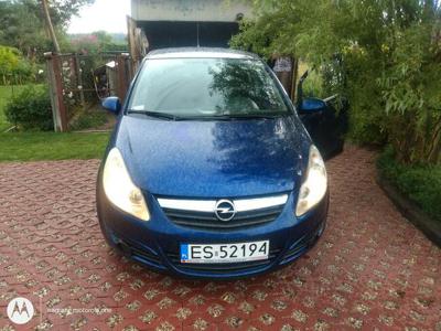 Samochód osobowy OPEL corsa D