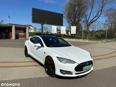 Tesla Model S Performance