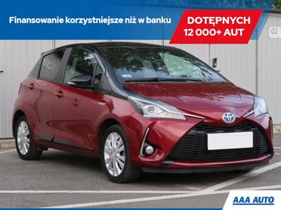 Toyota Yaris III Hatchback 5d Facelifting 2017 1.5 Hybrid 100KM 2018