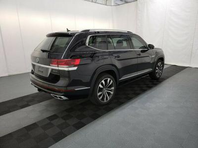 Volkswagen Atlas CrossSport SEL 3.6L V6 276KM