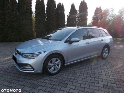 Volkswagen Golf VIII 1.0 eTSI Life DSG