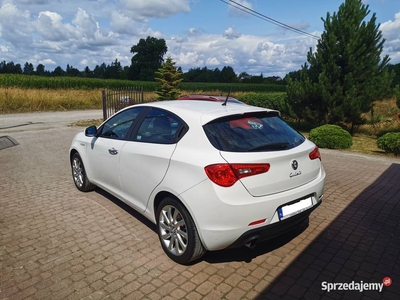 Alfa Romeo Giulietta salon Polska