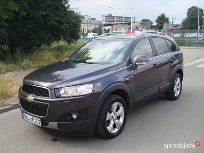 CHEVROLET CAPTIVA 7-OSÓB AUTOMAT NAVI SKÓRY KAMERA BEZWYPADK