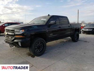 Chevrolet Silverado 5.0 benzyna 2018r. (GRAND PRAIRIE)