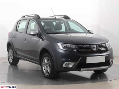 Dacia Sandero 0.9 88 KM 2019r. (Piaseczno)