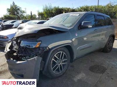 Jeep Grand Cherokee 5.0 benzyna 2019r. (SAN MARTIN)