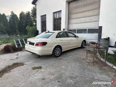 Mercedes w 212 lift