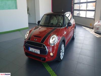 Mini Cooper S 2.0 benzyna 192 KM 2017r. (Łaziska Górne)