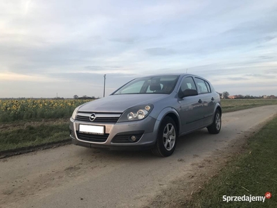 Opel Astra 1.4 16V 90 KM Ecotec klimatyzacja
