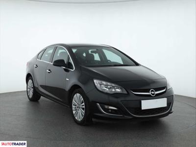 Opel Astra 1.6 113 KM 2012r. (Piaseczno)