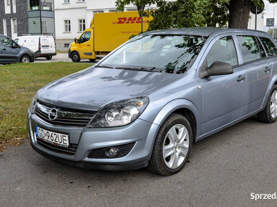 Opel Astra H 1,7CDTI 2011 r. Lift Salon PL