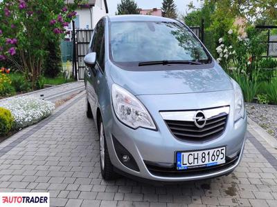 Opel Meriva 1.4 benzyna 140 KM 2012r. (Okszów)