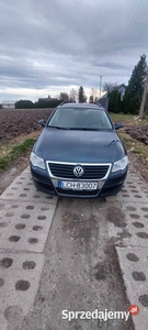 Passat 2.0 fsi 2006 rok xenon