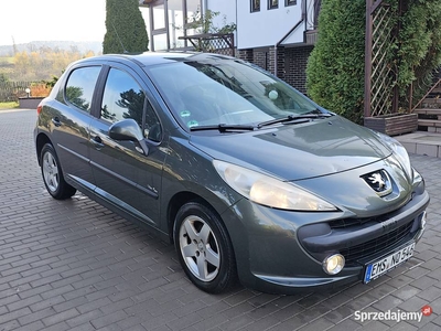 Peugeot 207 2009 rok 1.4 benzyna