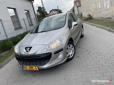 Peugeot 308 * benzyna * klimatyzacja * nawigacja * opłacony