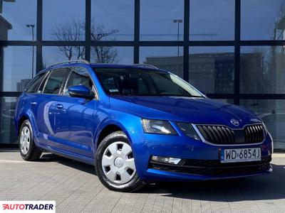 Skoda Octavia 1.6 diesel 90 KM 2017r. (Warszawa)