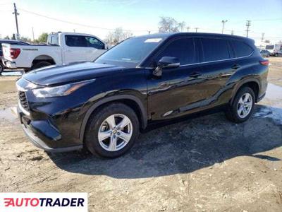 Toyota Highlander 3.0 benzyna 2020r. (LOS ANGELES)