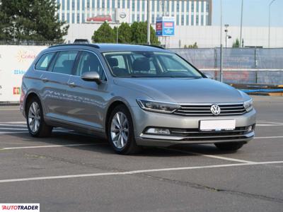 Volkswagen Passat 2.0 147 KM 2017r. (Piaseczno)