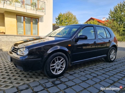 VW Golf 1.4 benzyna