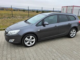 Używany Opel Astra 2011