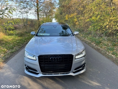 Audi A8 4.0 TFSI cylinder on demand quattro tiptronic Lang