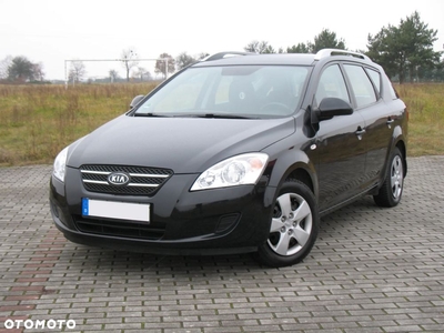 Kia Ceed Cee'd 1.6 Comfort +