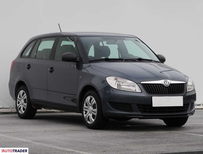 Skoda Fabia 1.2 103 KM 2011r. (Piaseczno)