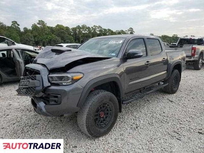 Toyota Tacoma 3.0 benzyna 2023r. (HOUSTON)