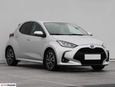 Toyota Yaris 1.5 113 KM 2021r. (Piaseczno)