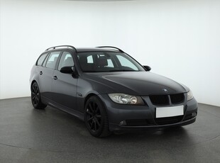 BMW SERIA 3 IV (E90/E91/E92/E93) BMW SERIA 3 , Klimatronic, Tempomat, Parktronic, Podgrzewane siedzienia,