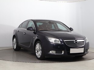 Opel Insignia , Skóra, Navi, Xenon, Bi-Xenon, Klimatronic, Tempomat,