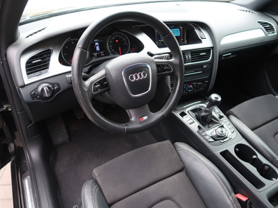 Audi A4 2009 2.0 TDI 230296km Kombi